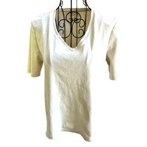 CHICO'S Ultimate Cotton Short Sleeve V-Neck Tee Shirt in Tan Size MED Pre Owned